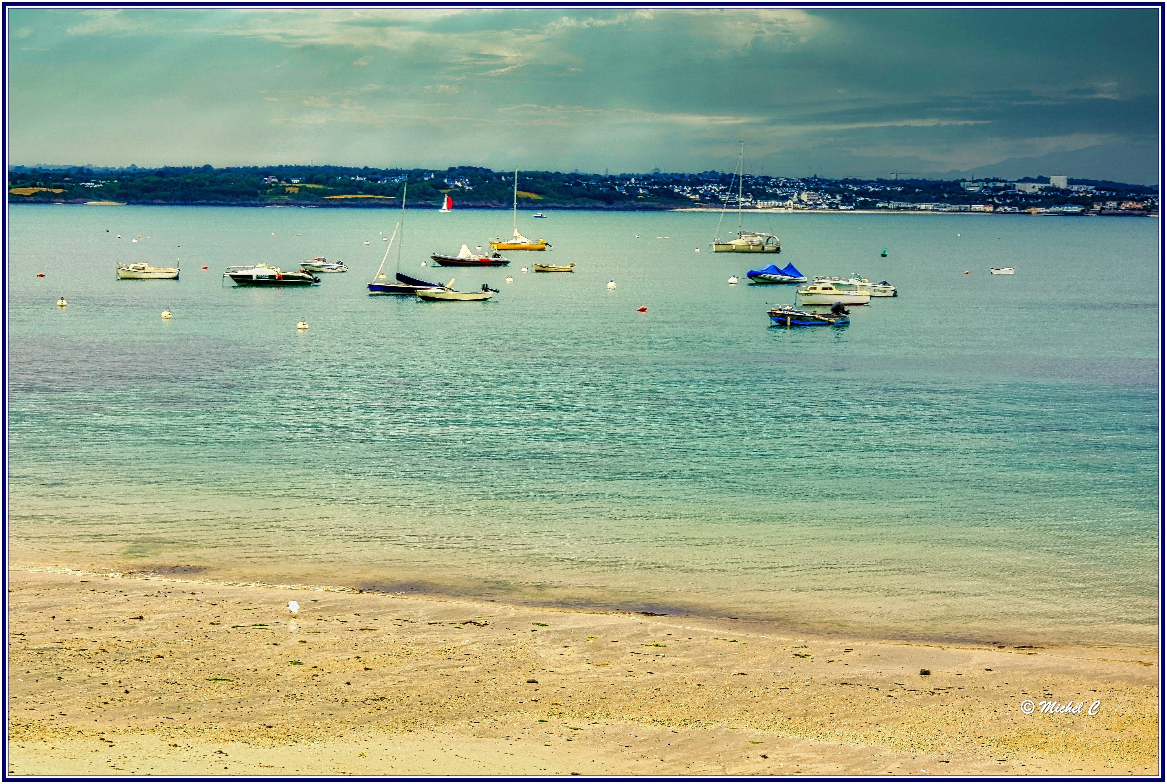 M Michel C Concarneau vu de Beg Meil