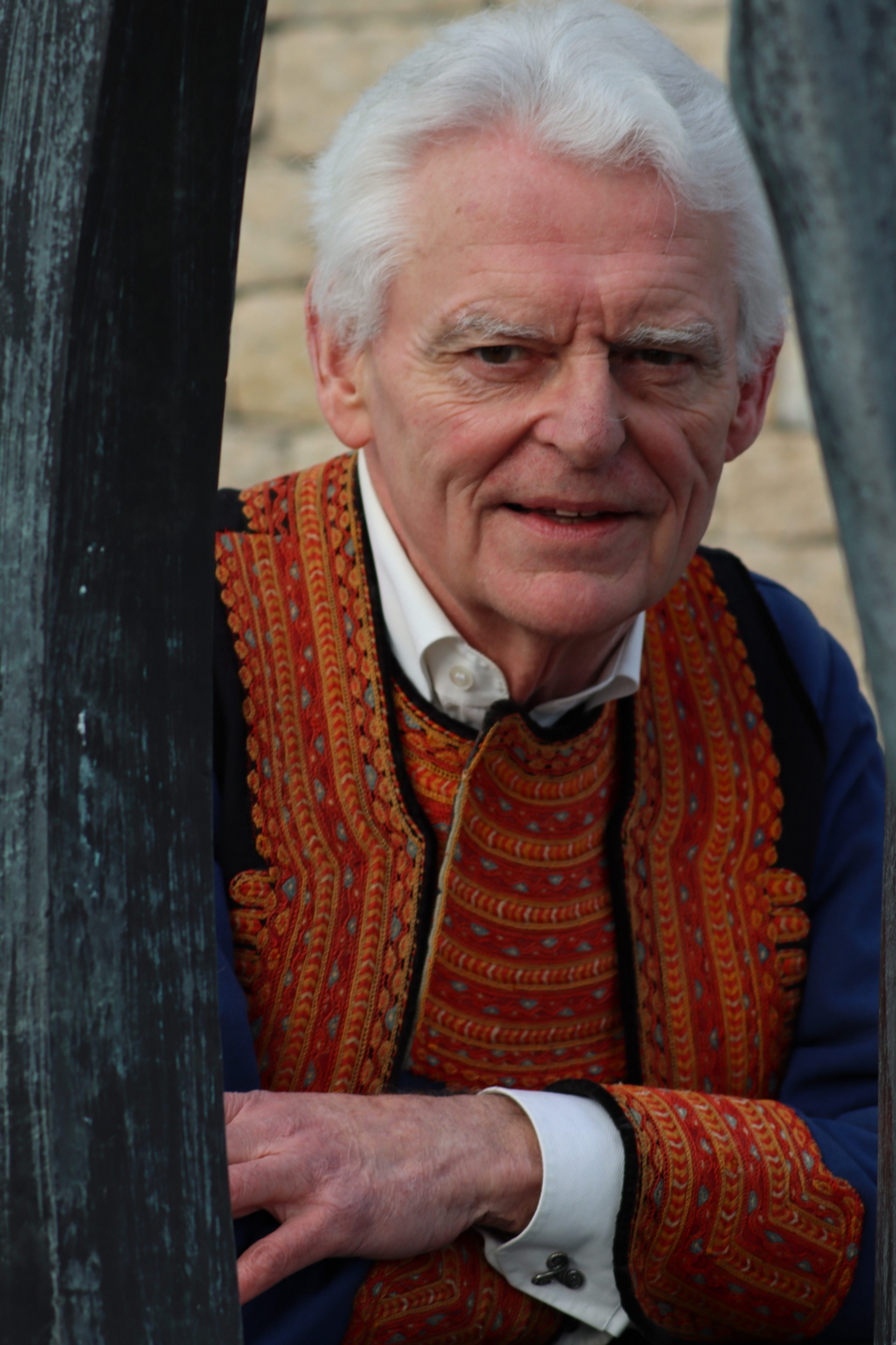 Ronan divanach homme en costume du pays glazik porte a pouldergat et ploare 6 